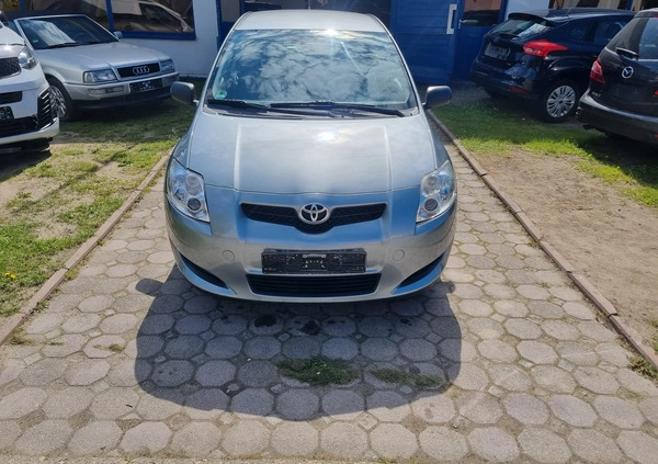 Toyota Auris cena 17999 przebieg: 169000, rok produkcji 2009 z Międzybórz małe 37